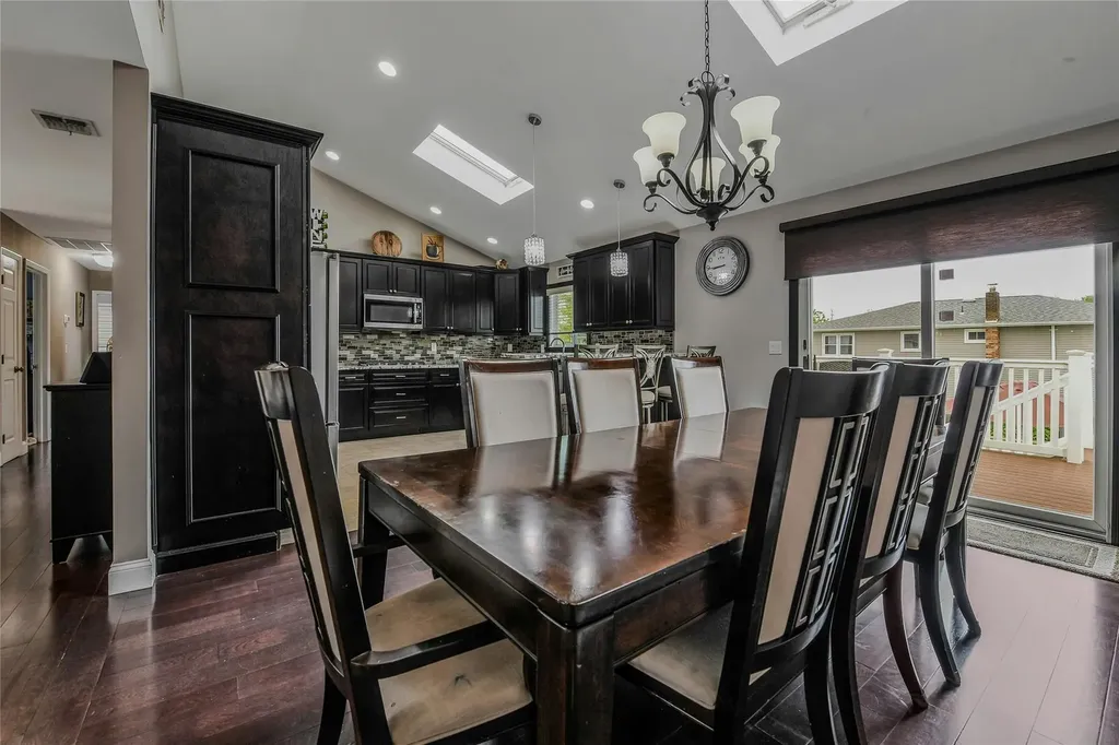 10 Garretson Avenue Islip NY 11751