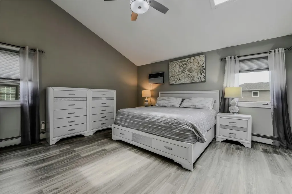 10 Garretson Avenue Islip NY 11751