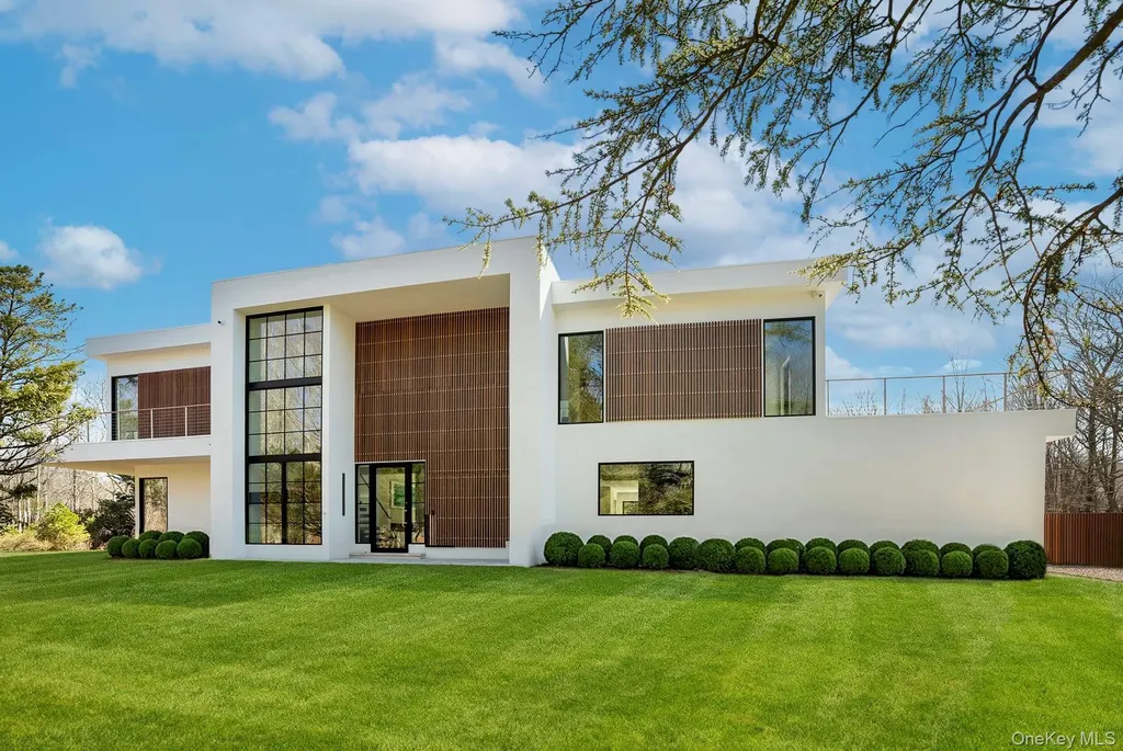 43 Old Orchard Lane East Hampton NY 11937