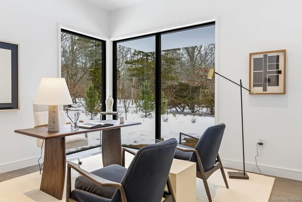 43 Old Orchard Lane East Hampton NY 11937