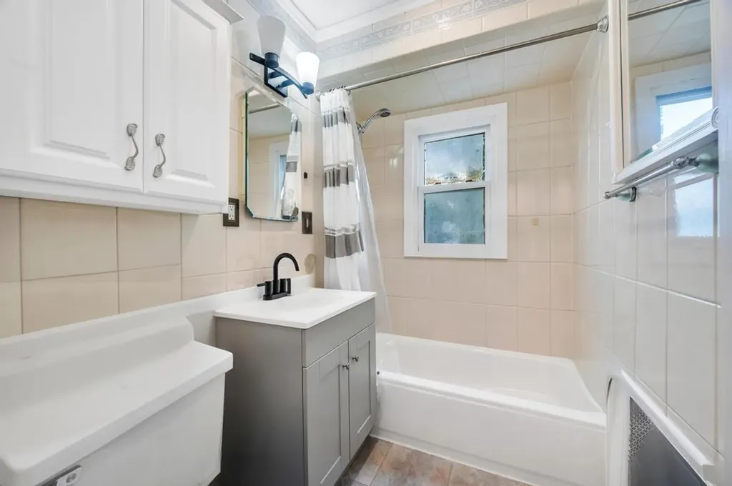132 Foster Boulevard Babylon NY 11702