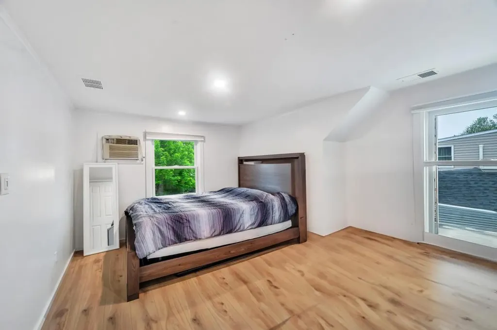 132 Foster Boulevard Babylon NY 11702