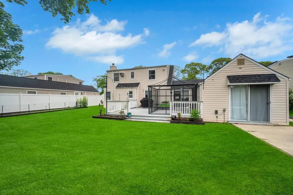 132 Foster Boulevard Babylon NY 11702