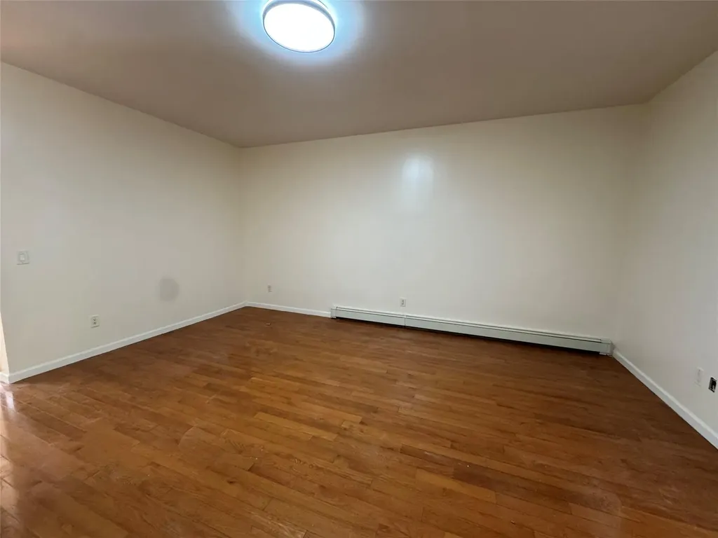 454 58th Street Brooklyn NY 11220