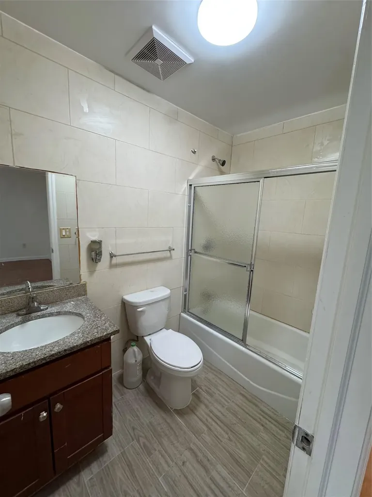 454 58th Street Brooklyn NY 11220