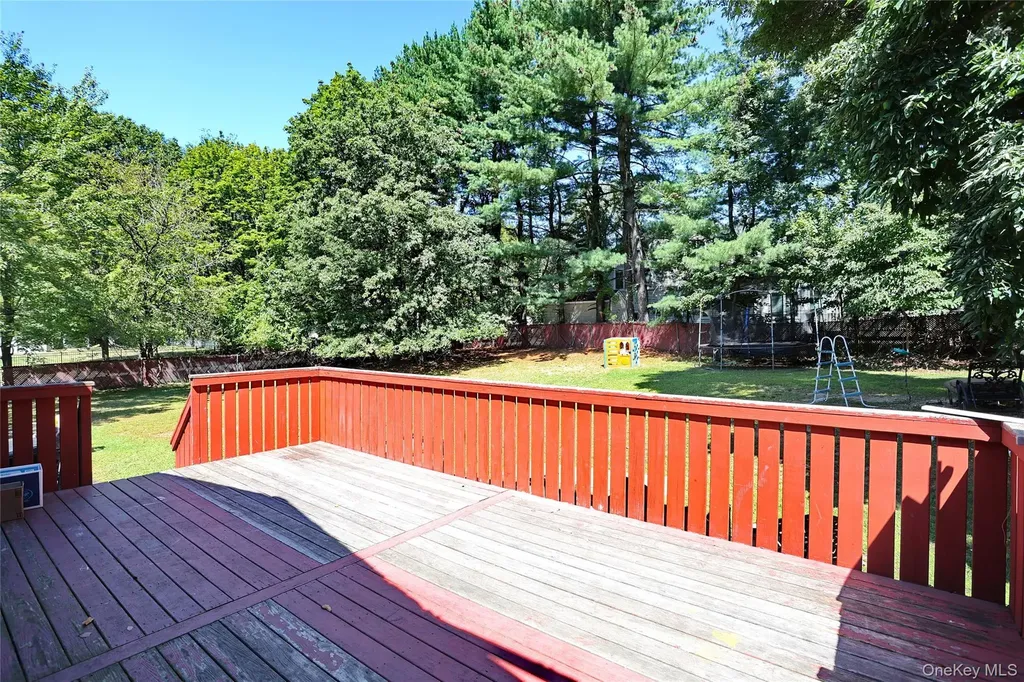 20 Crestview Terrace Monsey NY 10952