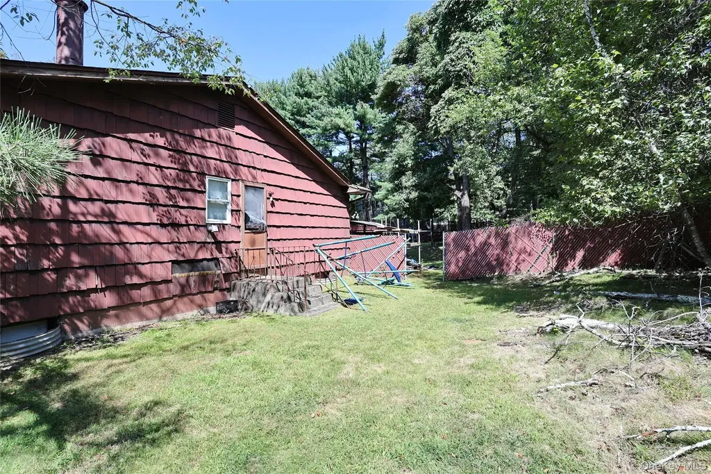 20 Crestview Terrace Monsey NY 10952