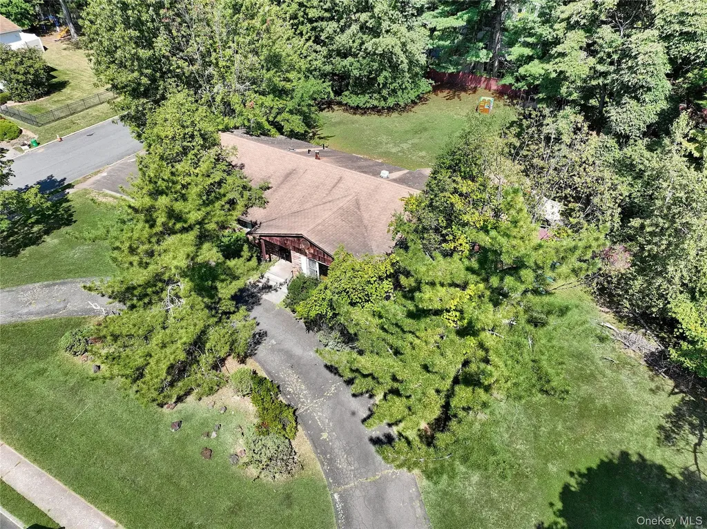 20 Crestview Terrace Monsey NY 10952