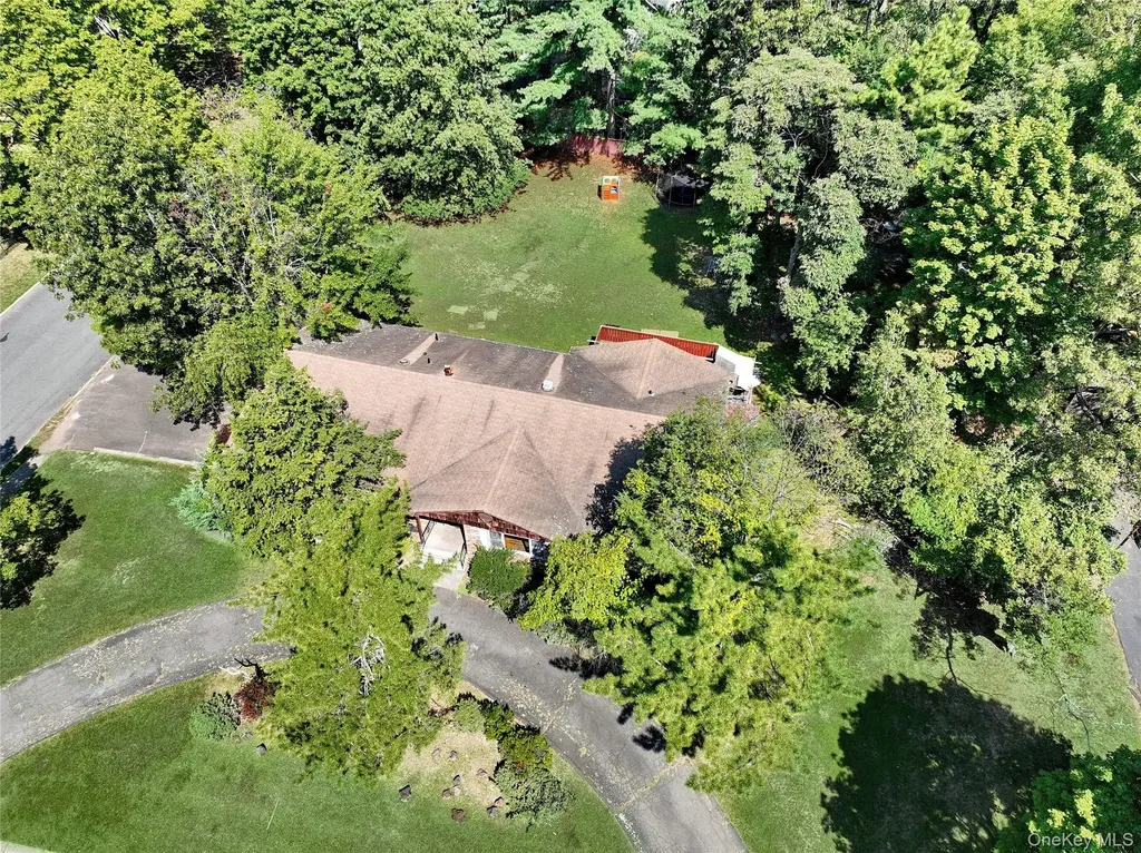 20 Crestview Terrace Monsey NY 10952