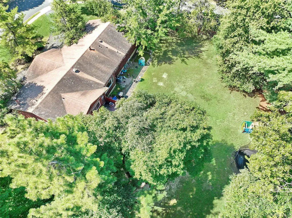 20 Crestview Terrace Monsey NY 10952