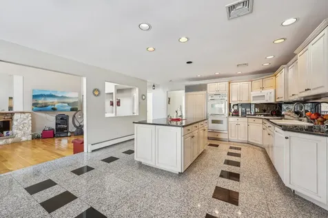 1 Deforest Court West Nyack NY 10994
