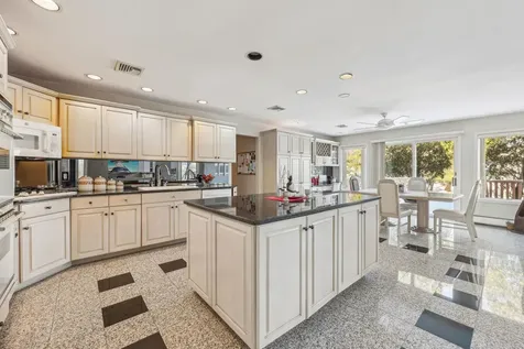 1 Deforest Court West Nyack NY 10994