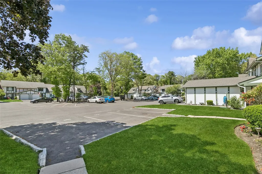 99 Drexelgate Court Middle Island NY 11953
