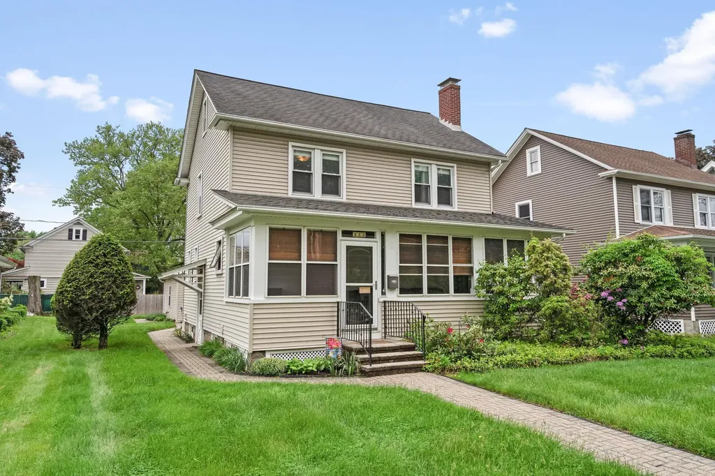 323 Hooker Avenue Poughkeepsie NY 12603