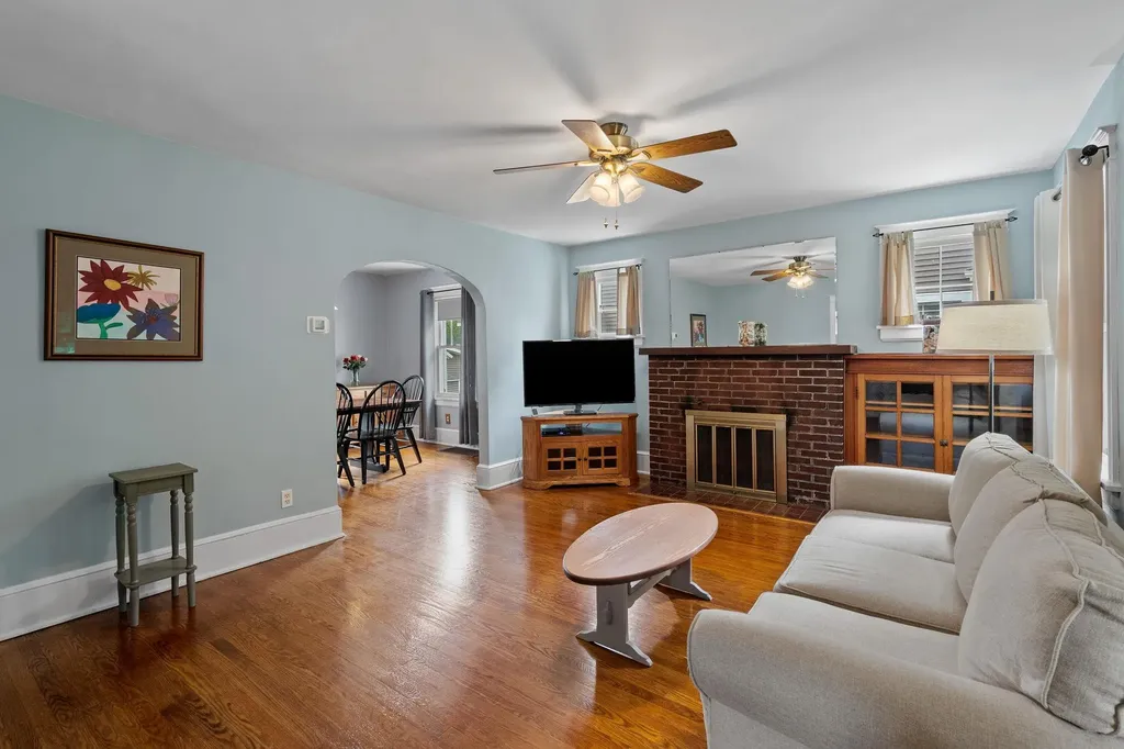 323 Hooker Avenue Poughkeepsie NY 12603
