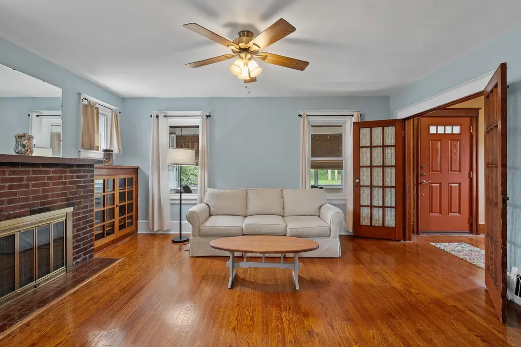323 Hooker Avenue Poughkeepsie NY 12603