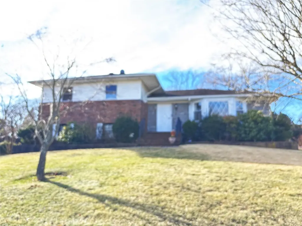 71 Willits Road Glen Cove NY 11542