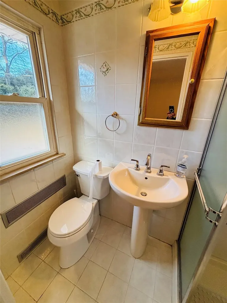 71 Willits Road Glen Cove NY 11542