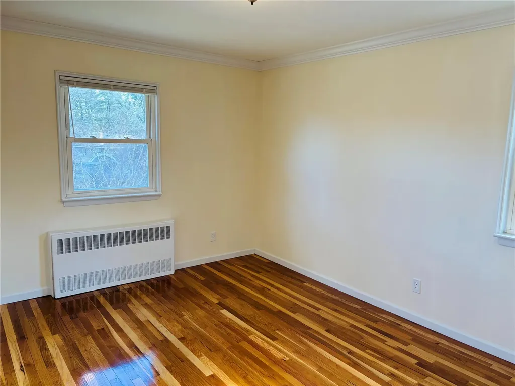 71 Willits Road Glen Cove NY 11542