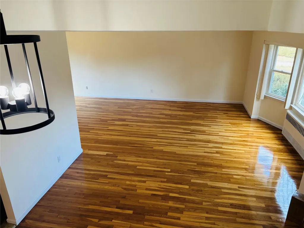 71 Willits Road Glen Cove NY 11542