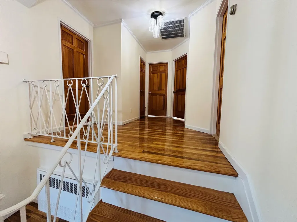 71 Willits Road Glen Cove NY 11542