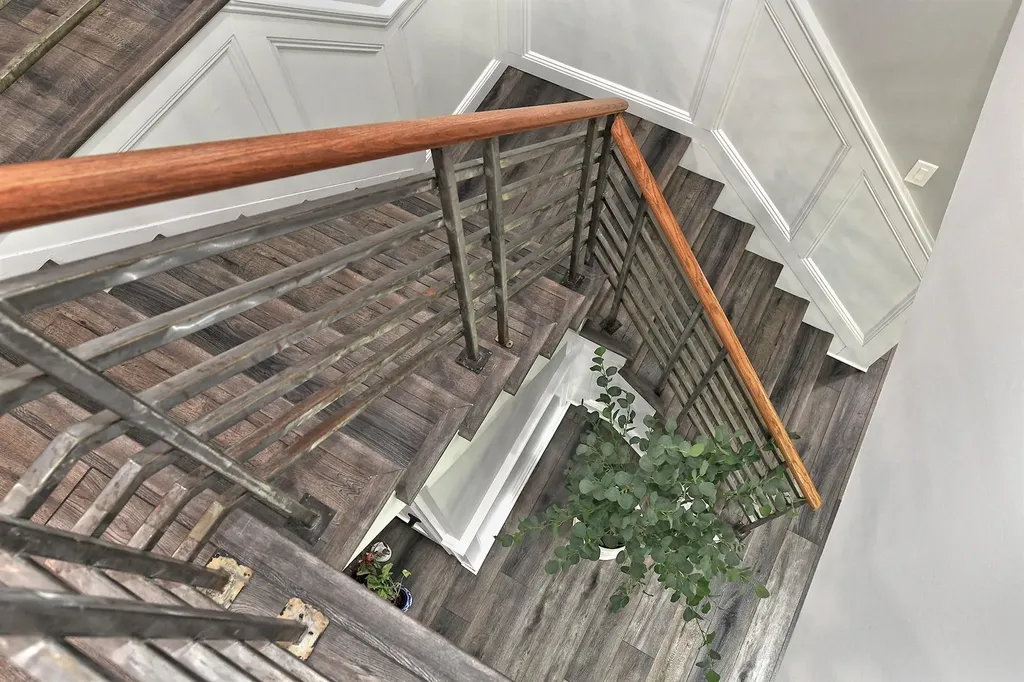112 Stonehurst Lane Dix Hills NY 11746