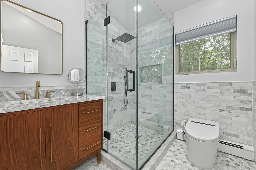 112 Stonehurst Lane Dix Hills NY 11746