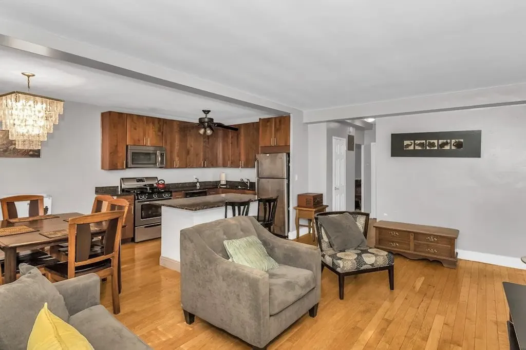 12427 Flatlands Avenue Brooklyn NY 11208