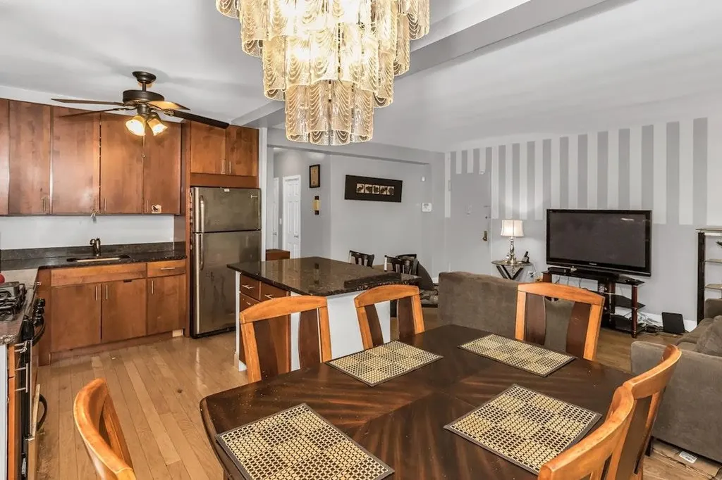 12427 Flatlands Avenue Brooklyn NY 11208