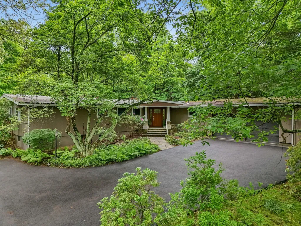 336 Jay Street Bedford NY 10536