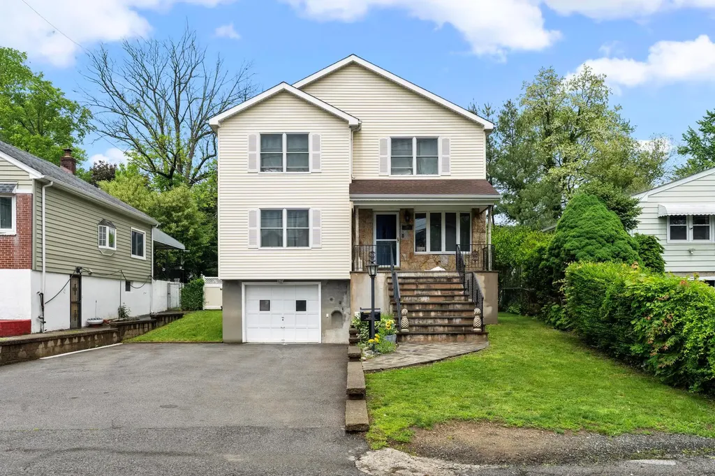 219 Tompkins Avenue Yonkers NY 10703