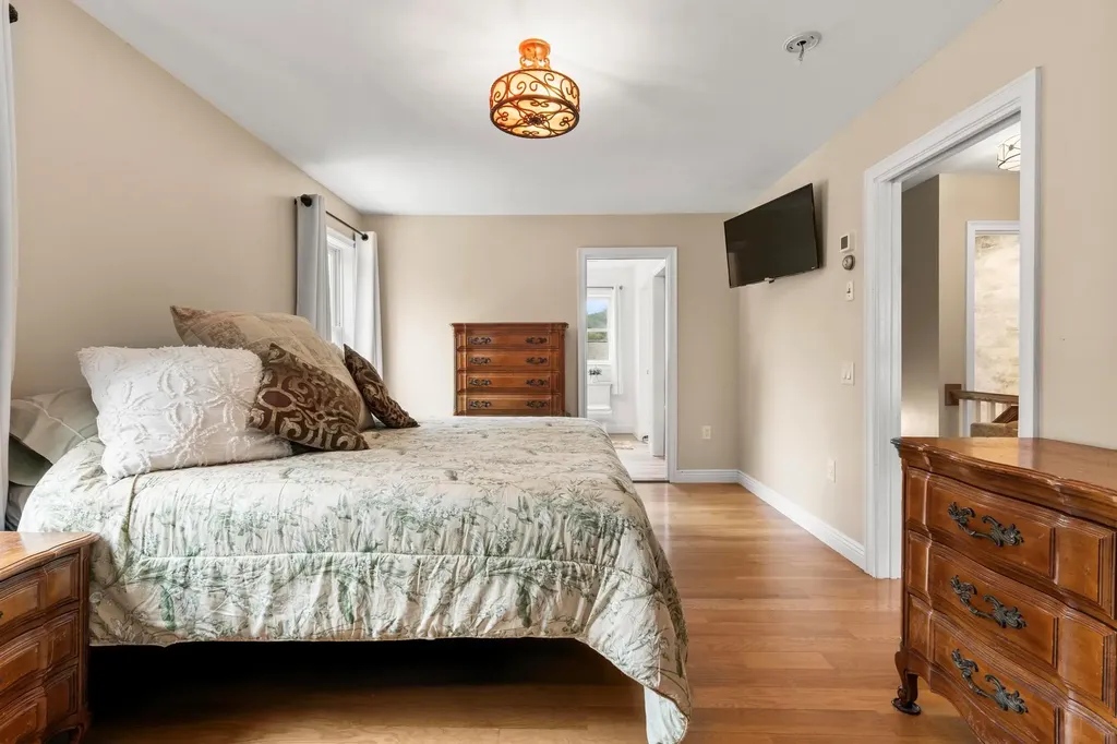 219 Tompkins Avenue Yonkers NY 10703