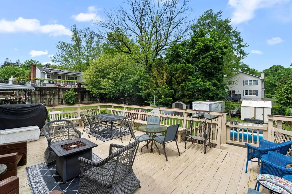 219 Tompkins Avenue Yonkers NY 10703