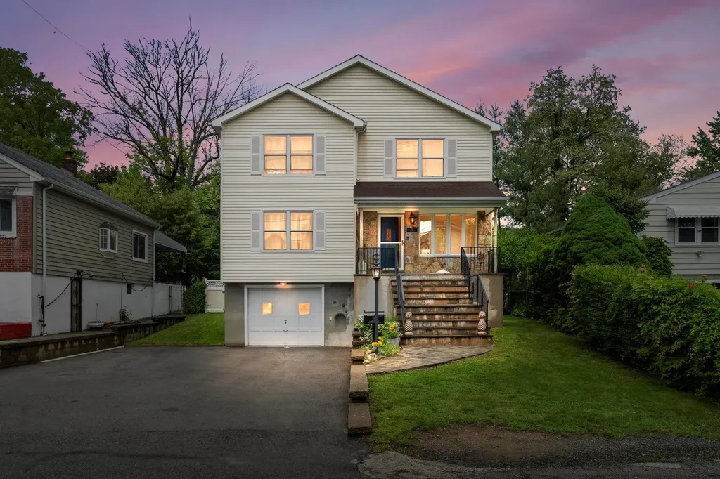 219 Tompkins Avenue Yonkers NY 10703