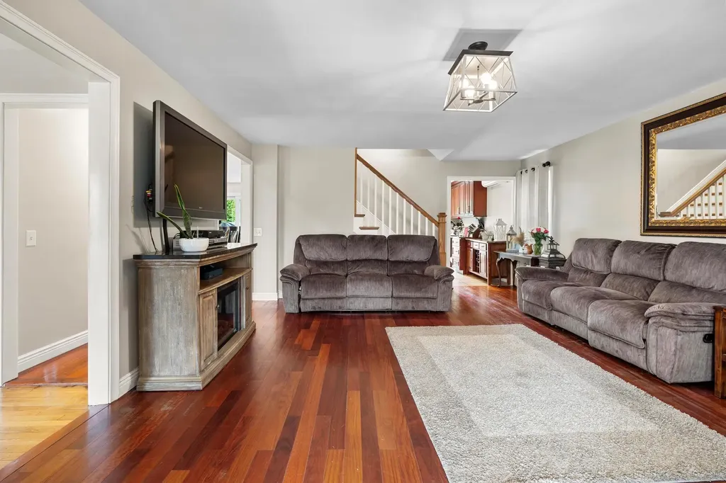 219 Tompkins Avenue Yonkers NY 10703