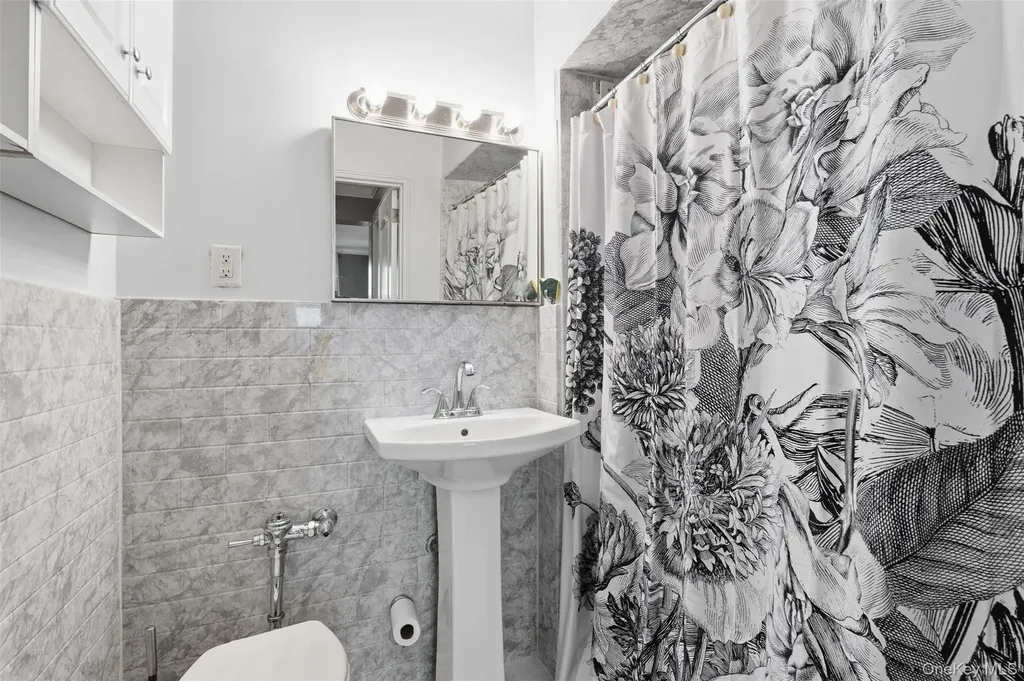 495 Odell Avenue Yonkers NY 10703