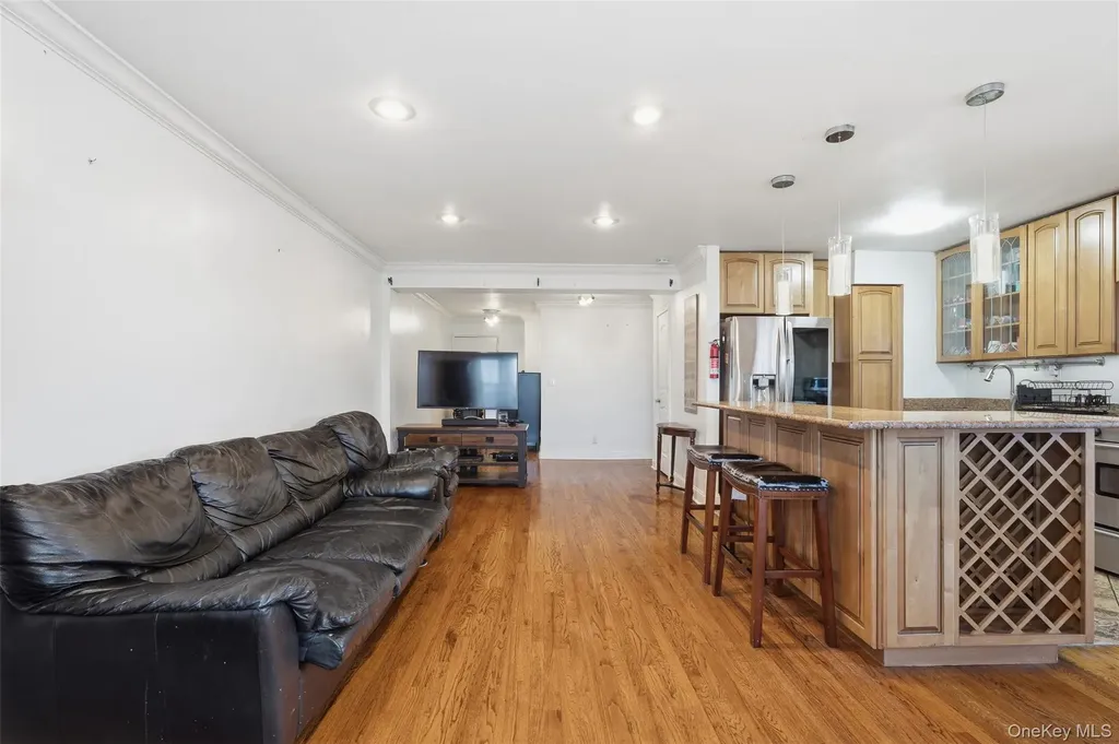 495 Odell Avenue Yonkers NY 10703