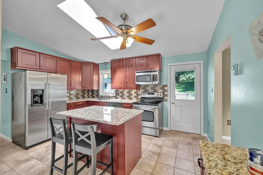 232 County Route 49 Slate Hill NY 10973