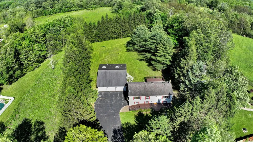 232 County Route 49 Slate Hill NY 10973