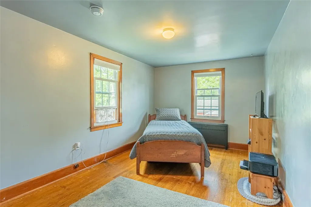 22 Deerfield Place Beacon NY 12508