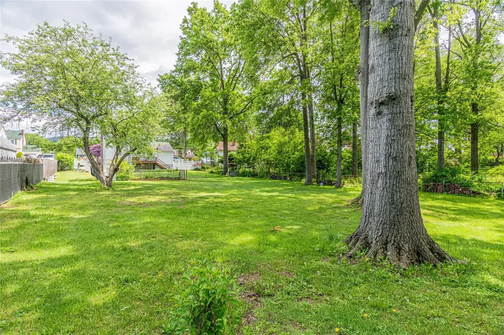 22 Deerfield Place Beacon NY 12508
