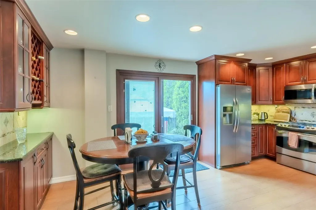 12 Whitman Avenue Bellmore NY 11710