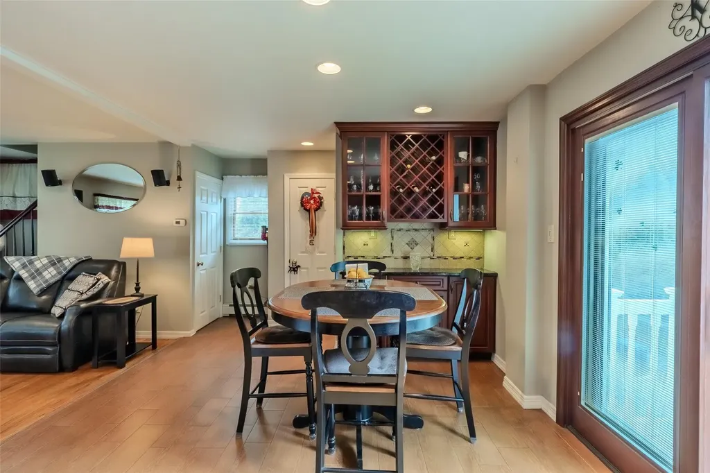 12 Whitman Avenue Bellmore NY 11710