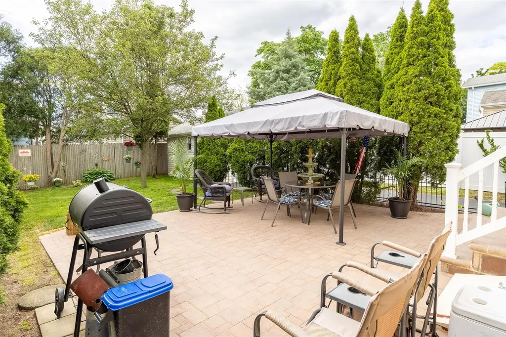 12 Whitman Avenue Bellmore NY 11710
