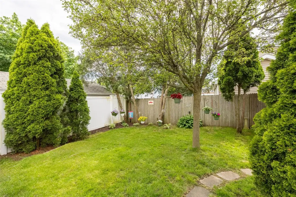 12 Whitman Avenue Bellmore NY 11710