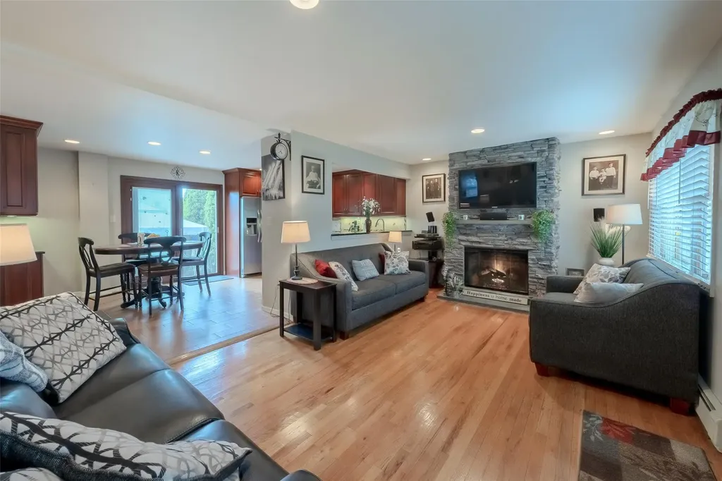 12 Whitman Avenue Bellmore NY 11710