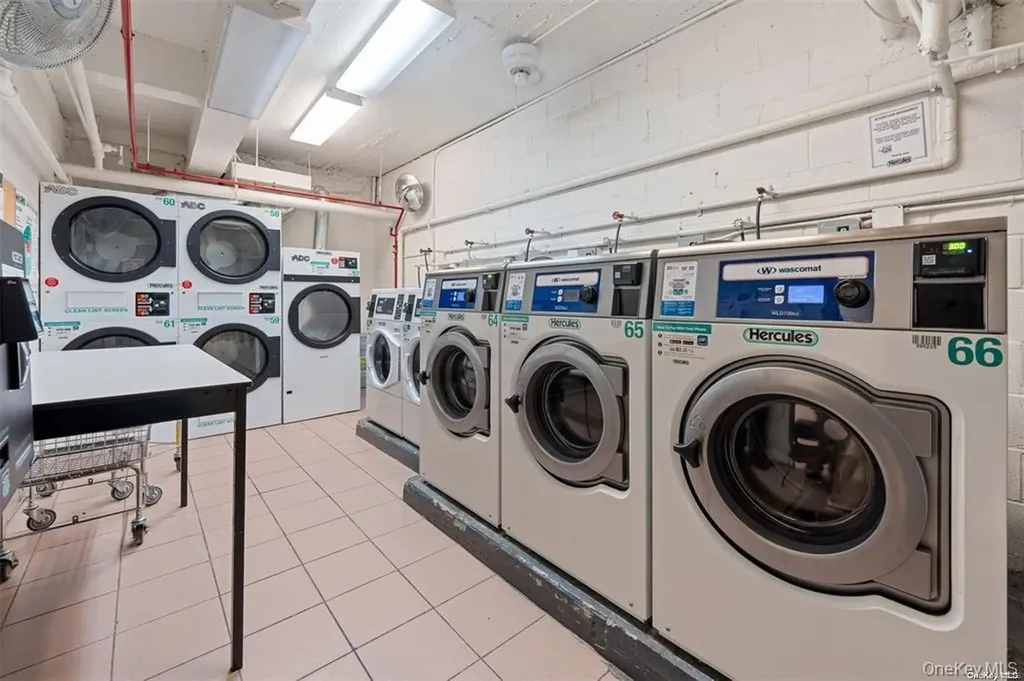 94-31 59 Avenue Elmhurst NY 11373