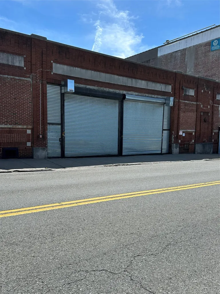 158 Ludlow Street Yonkers NY 10705