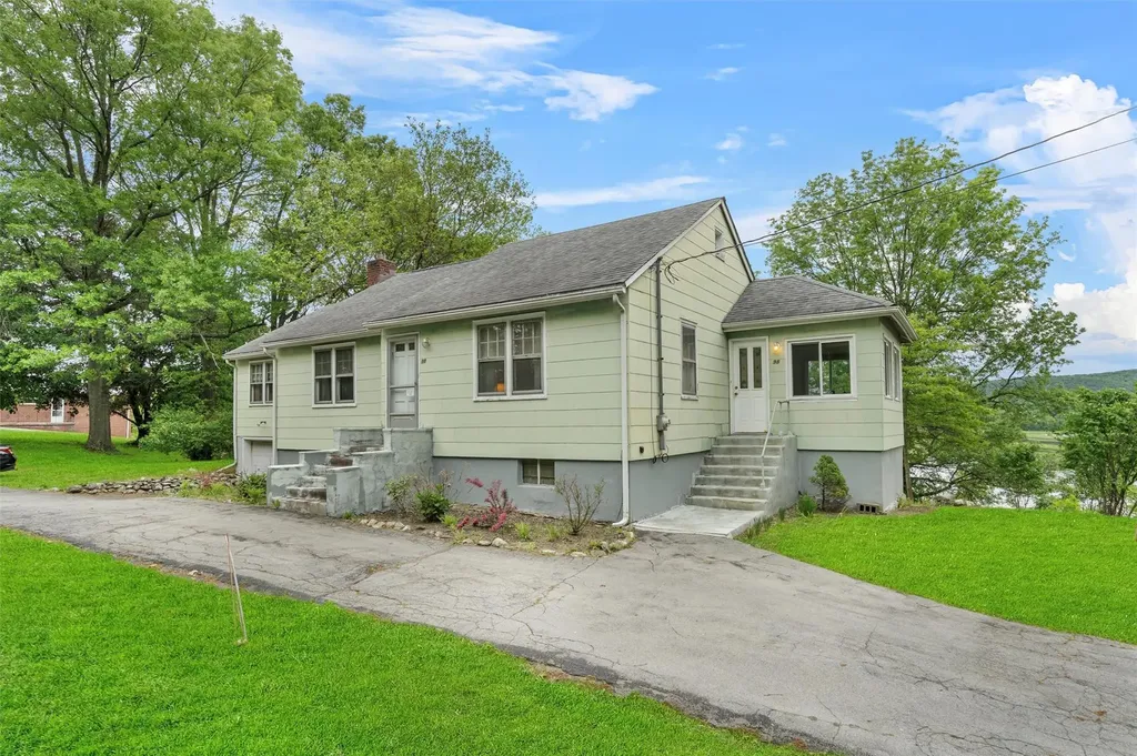 98 High Street Chester NY 10918