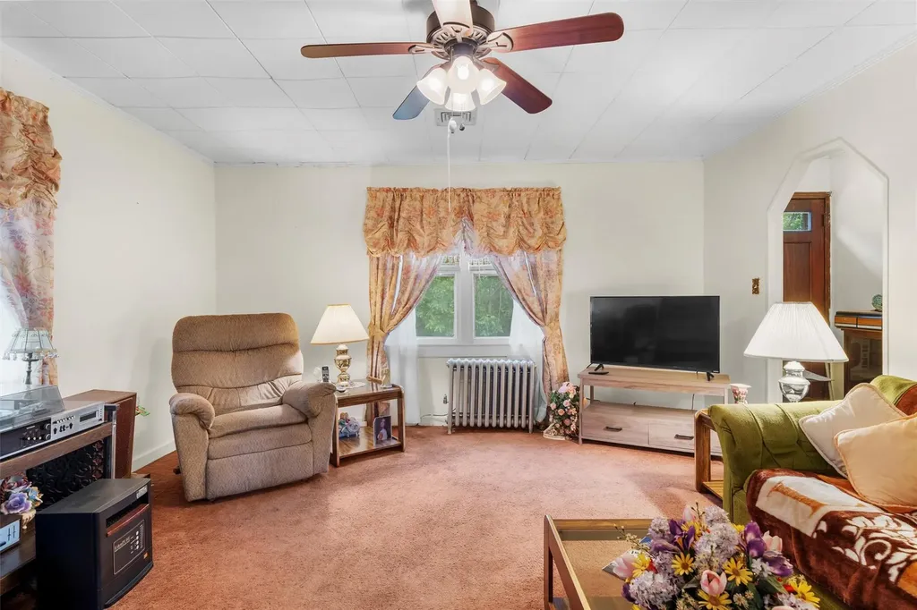 98 High Street Chester NY 10918